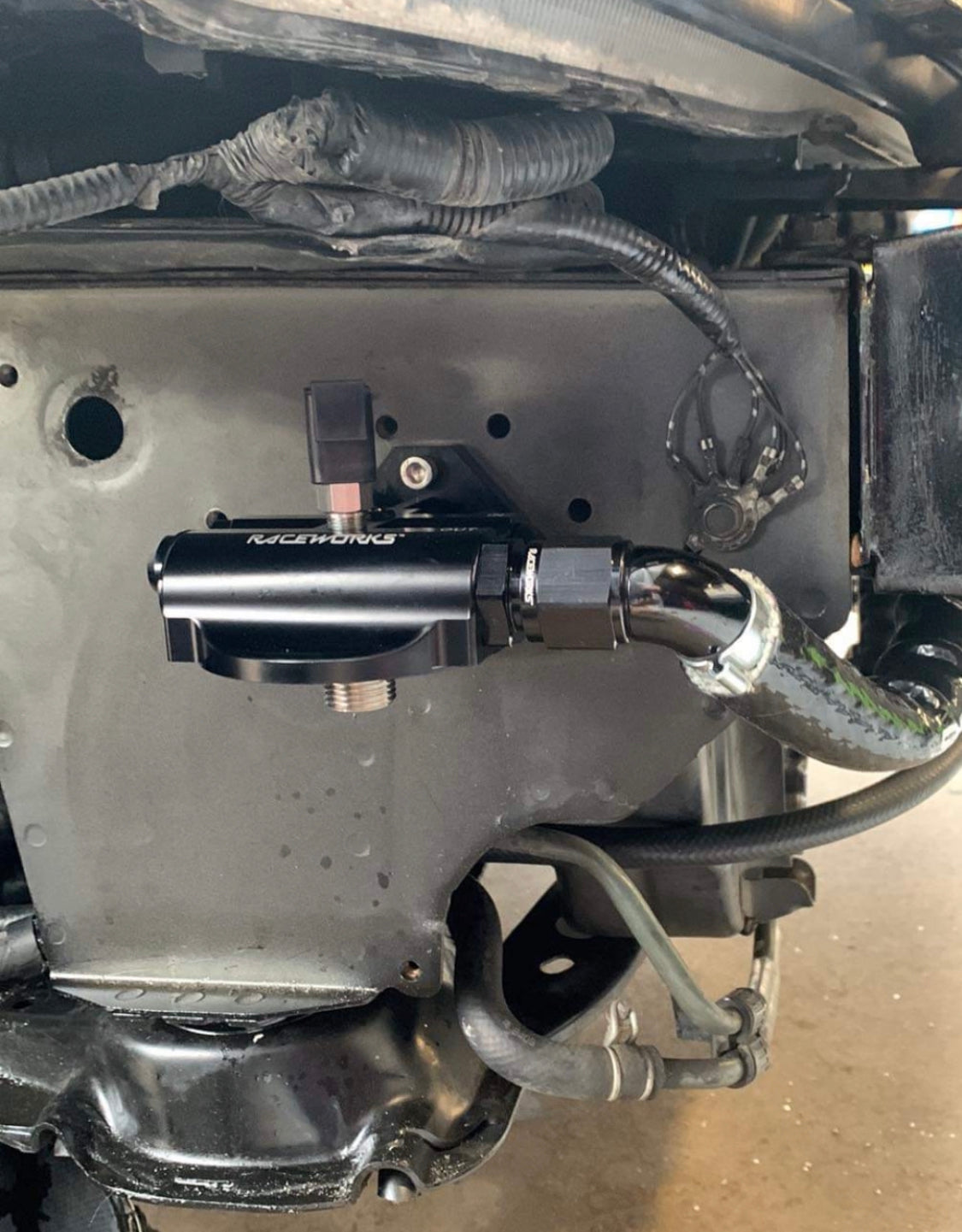 Raceworks Billet 4-Port Side Entry Remote Oil Filter Mount (3/4"-16)