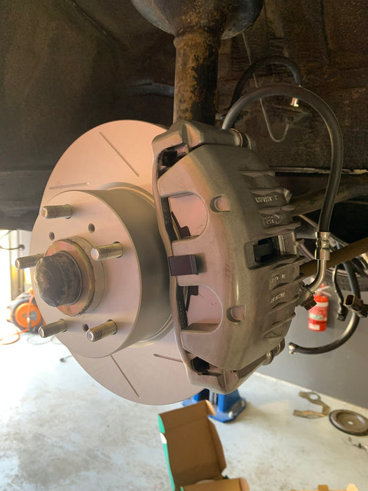 VT-VZ 296mm SLOTTED Front Brake DISC Upgrade KIT & ULTRA PLUS BRAKE PADS (PAIR) LEFT AND RIGHT KIT